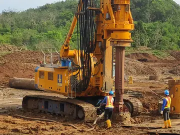 Bored piles with diameters up to 1500 mm for Taba Penanjung Bengkulu Toll Road in Indonesia by Bauer Spezialtiefbau